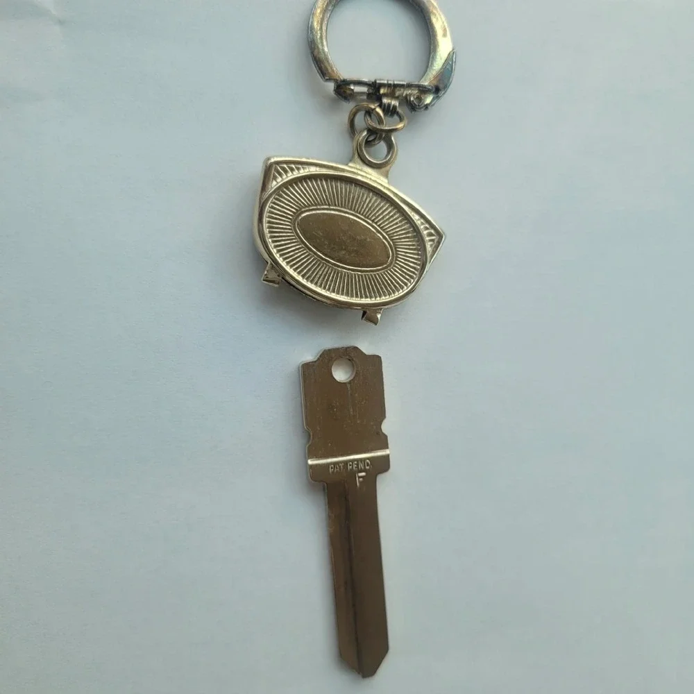 Vintage Lincoln Mercury North Florida Jacksonville Key Blank Keychain Pull Apart